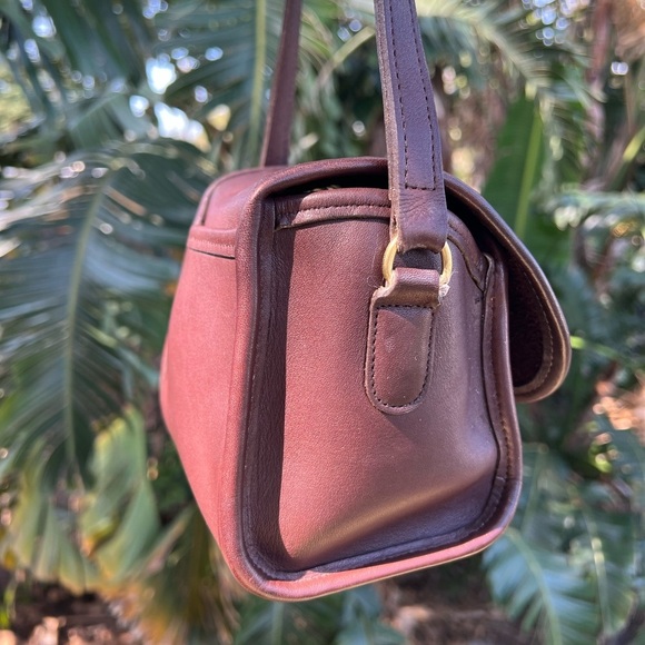 Vintage Coach Emmie Mahogany Brown Leather Crossbody Purse - Picture 7 of 15